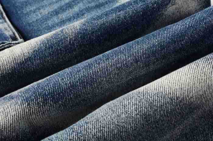 2025 New Men's Ripped Jeans